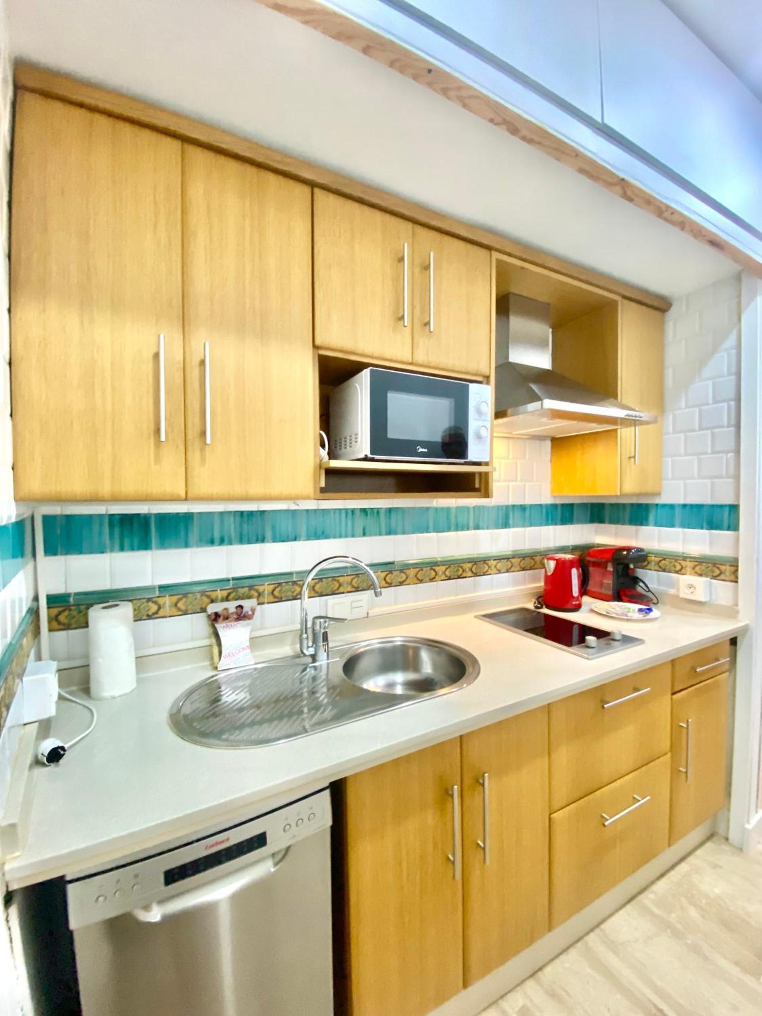 Rentalsevilla Tintes Exteriör bild